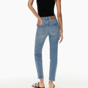 Aritzia Denim Forum Women’s Slim Jeans Medium Wash
